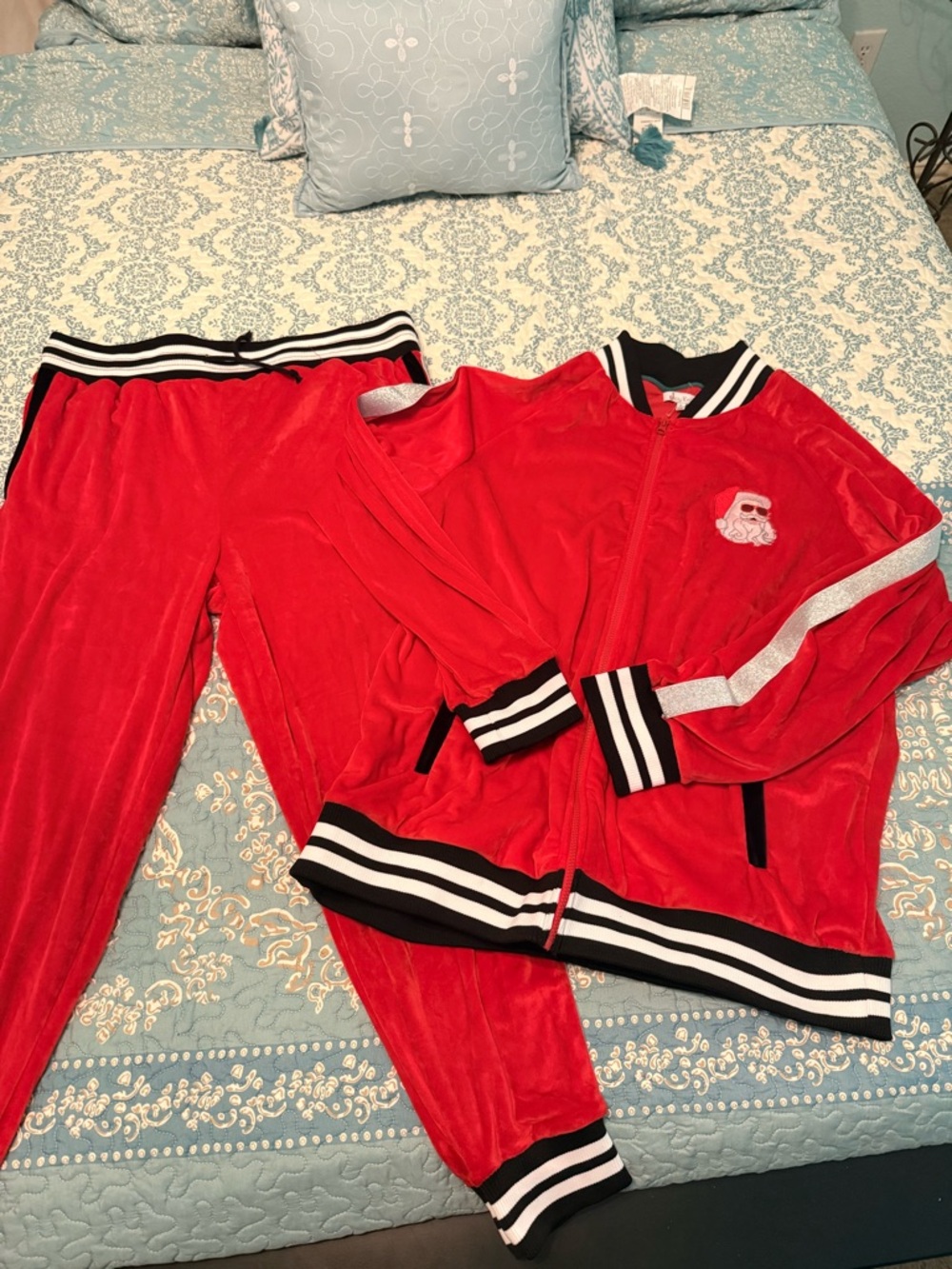 Men's Red Velour Zip-Front Set with Contrast Trim